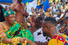 Nana Owusu Korkor II, current Tetremhene being greeted