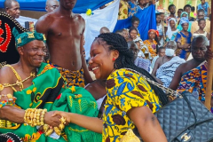 Nana Owusu Korkor II, current Tetremhene being greeted